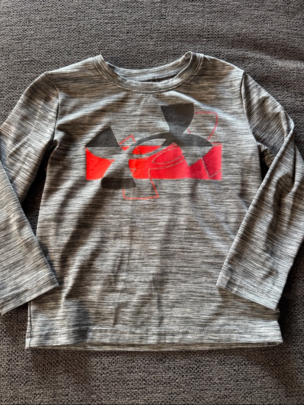 Under Armour Gray Long-Sleeve Logo Tee with Red Accent